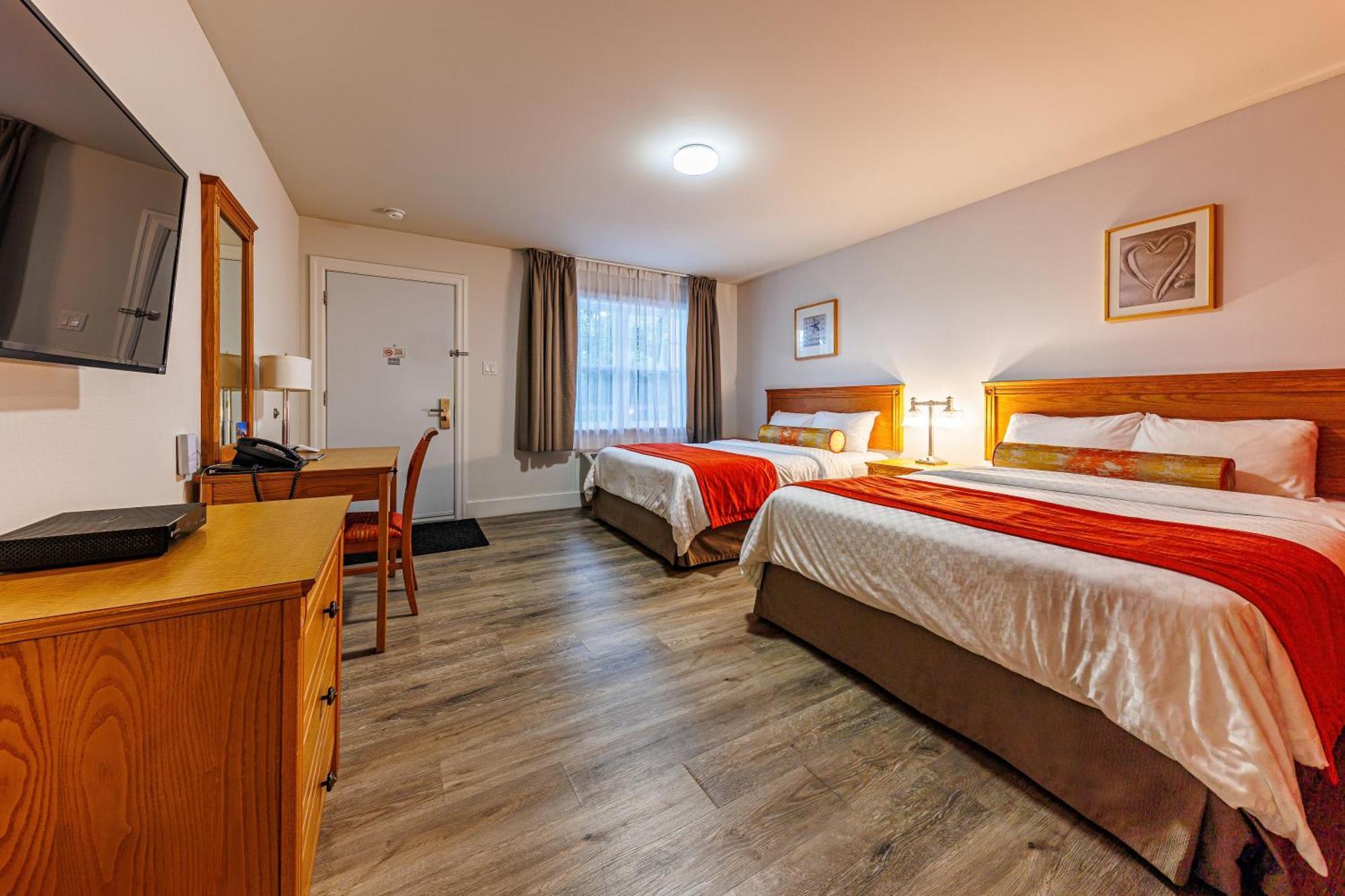 Hotel-Motel Castel De La Mer La Malbaie Zewnętrze zdjęcie