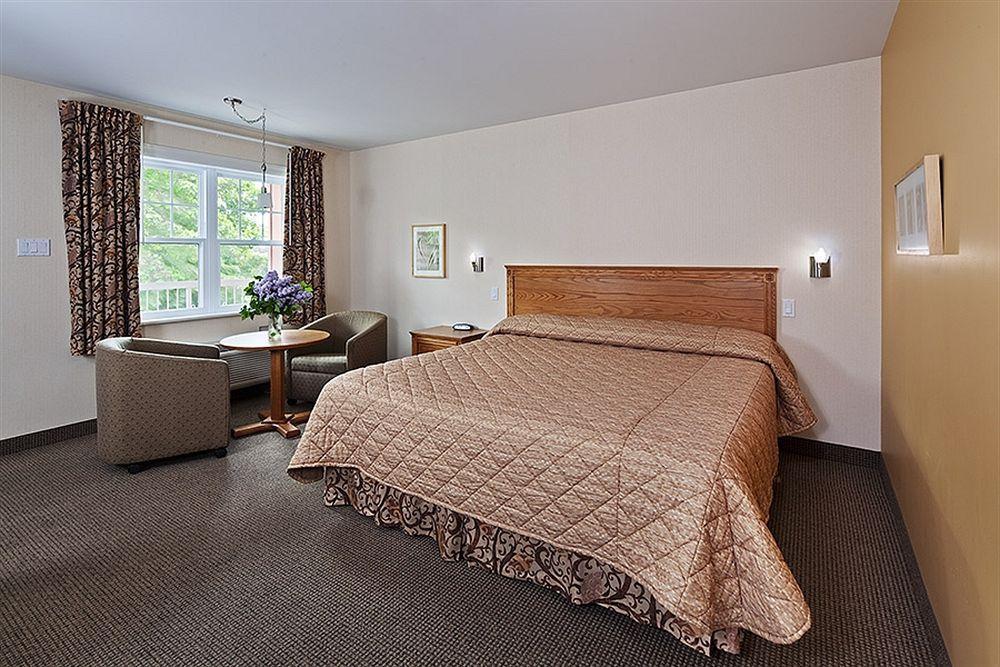 Hotel-Motel Castel De La Mer La Malbaie Zewnętrze zdjęcie